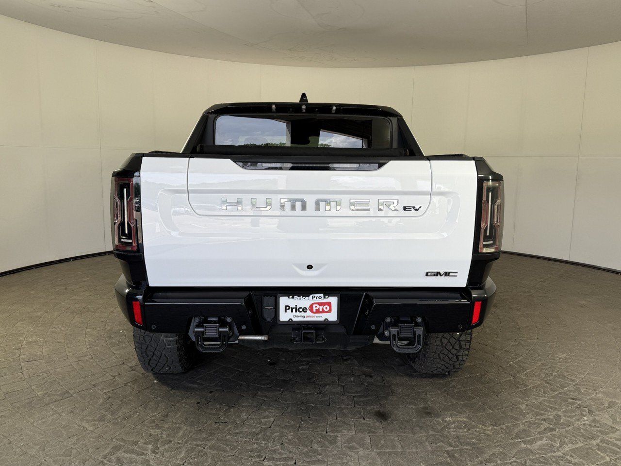 Used 2022 GMC Hummer EV Edition 1 w/ LPO, Illumination Package AWD/4WD image 8