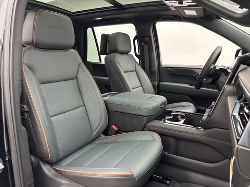 New 2026 GMC Yukon AT4 w/ AT4 Premium Plus Package AWD/4WD image 39