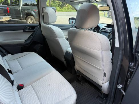 Used 2016 Subaru Forester 2.5i Premium w/ All-Weather Package AWD/4WD image 20