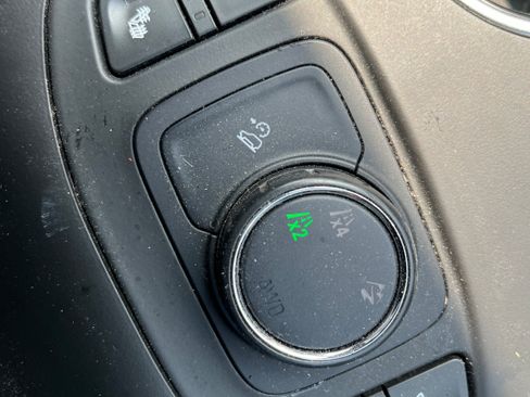 Used 2018 GMC Terrain SLT w/ Preferred Package AWD/4WD image 16