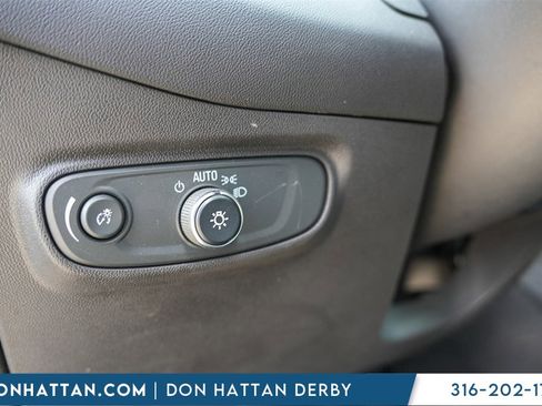 Used 2023 Chevrolet Equinox LT image 16