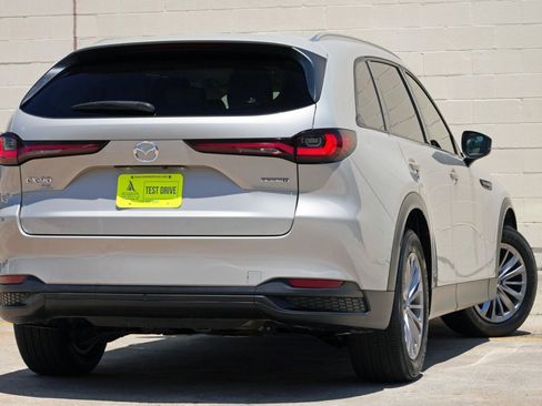 Used 2024 MAZDA CX-90 3.3 Turbo w/ Preferred Package AWD/4WD image 4