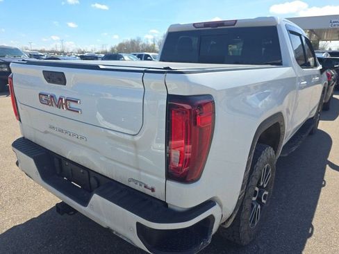 Used 2023 GMC Sierra 1500 AT4 w/ Technology Package AWD/4WD image 2