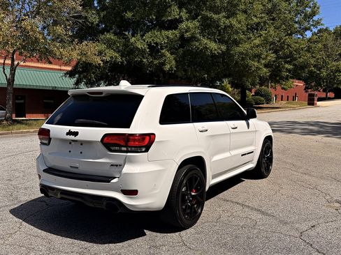 Used 2020 Jeep Grand Cherokee SRT AWD/4WD image 5