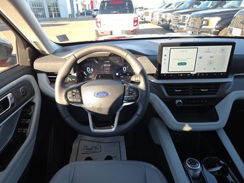 New 2026 Ford Explorer Platinum w/ LUX Leather Package image 24