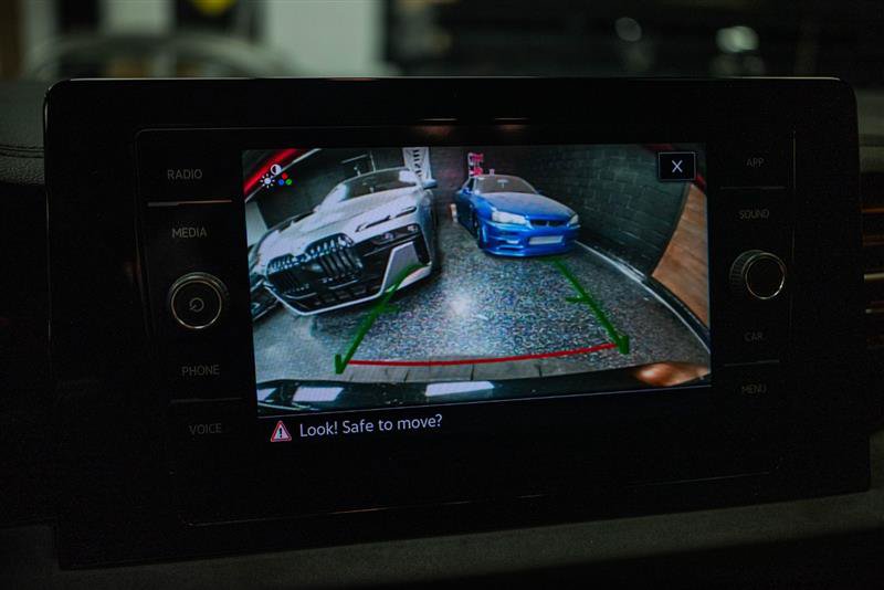 Used 2025 Volkswagen Jetta SE FWD image 20