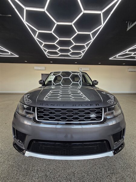 Used 2019 Land Rover Range Rover Sport HSE AWD/4WD image 3