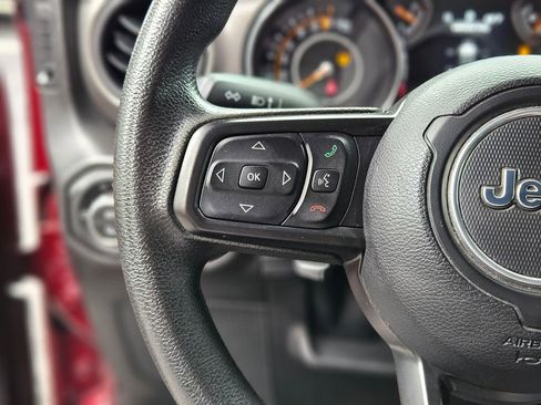 Used 2022 Jeep Gladiator Sport image 26