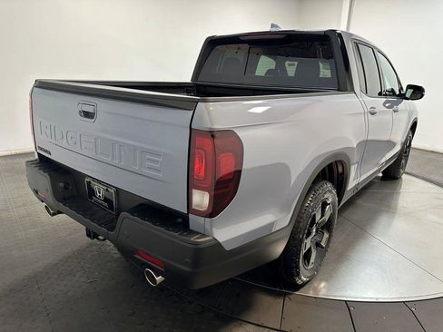 New 2026 Honda Ridgeline Black Edition image 8