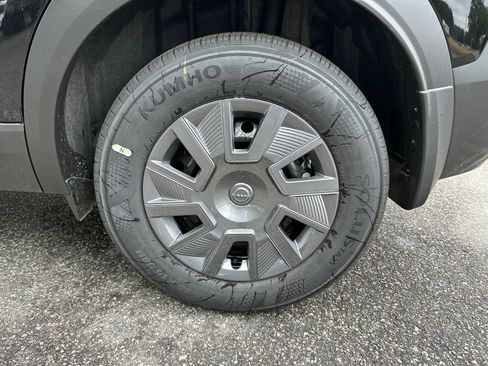 New 2026 Nissan Kicks S FWD image 17