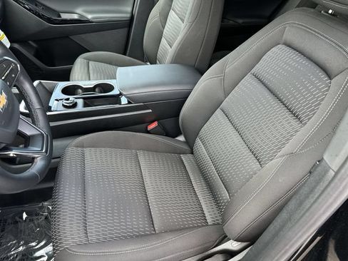 Certified 2026 Chevrolet Equinox LT w/ LPO, Floor Liner Package FWD image 15