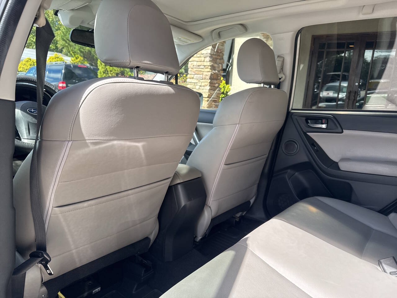 Used 2016 Subaru Forester 2.5i Touring w/ Eyesight & Navigation System AWD/4WD image 14