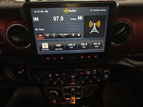 Used 2019 Jeep Wrangler Unlimited Rubicon image 21