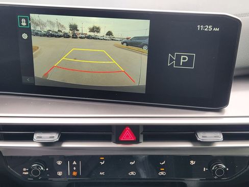 New 2026 Kia Sorento LX FWD image 12