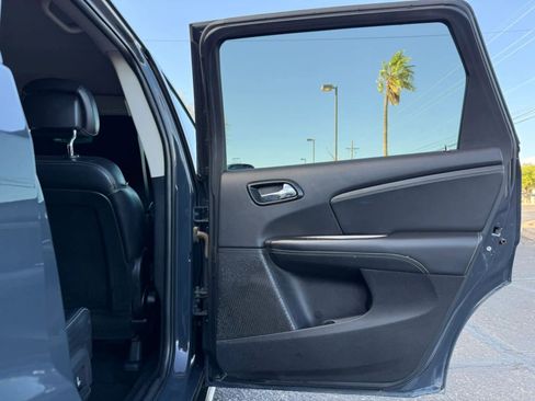 Used 2017 Dodge Journey Crossroad image 34