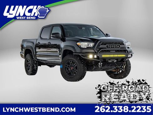 Used 2021 Toyota Tacoma TRD Off-Road w/ TRD Premium Off Road Package image 1
