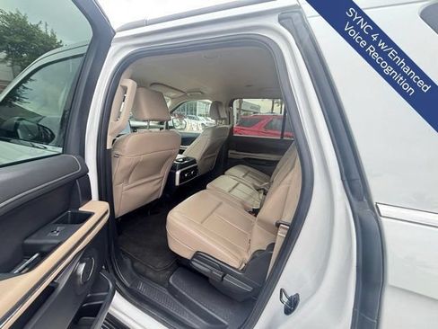 Used 2024 Ford Expedition Max XLT AWD/4WD image 11