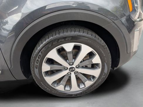 Used 2020 Kia Telluride S image 41