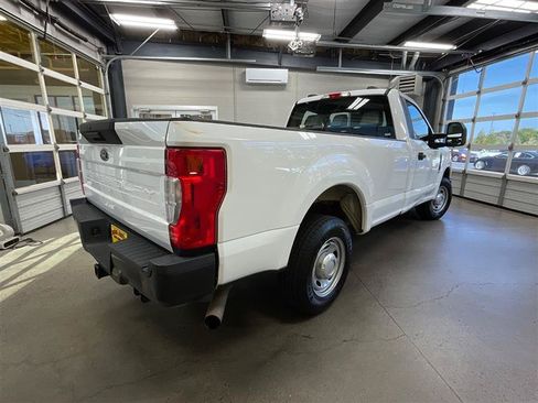 Used 2021 Ford F250 XL w/ Power Equipment Group RWD image 5