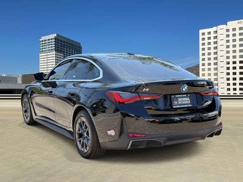 Used 2023 BMW i4 eDrive35 RWD image 3