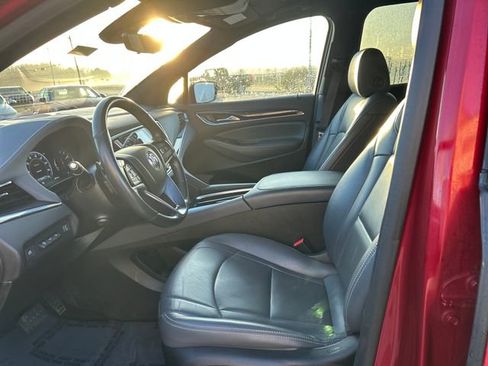 Used 2024 Buick Enclave Premium image 32