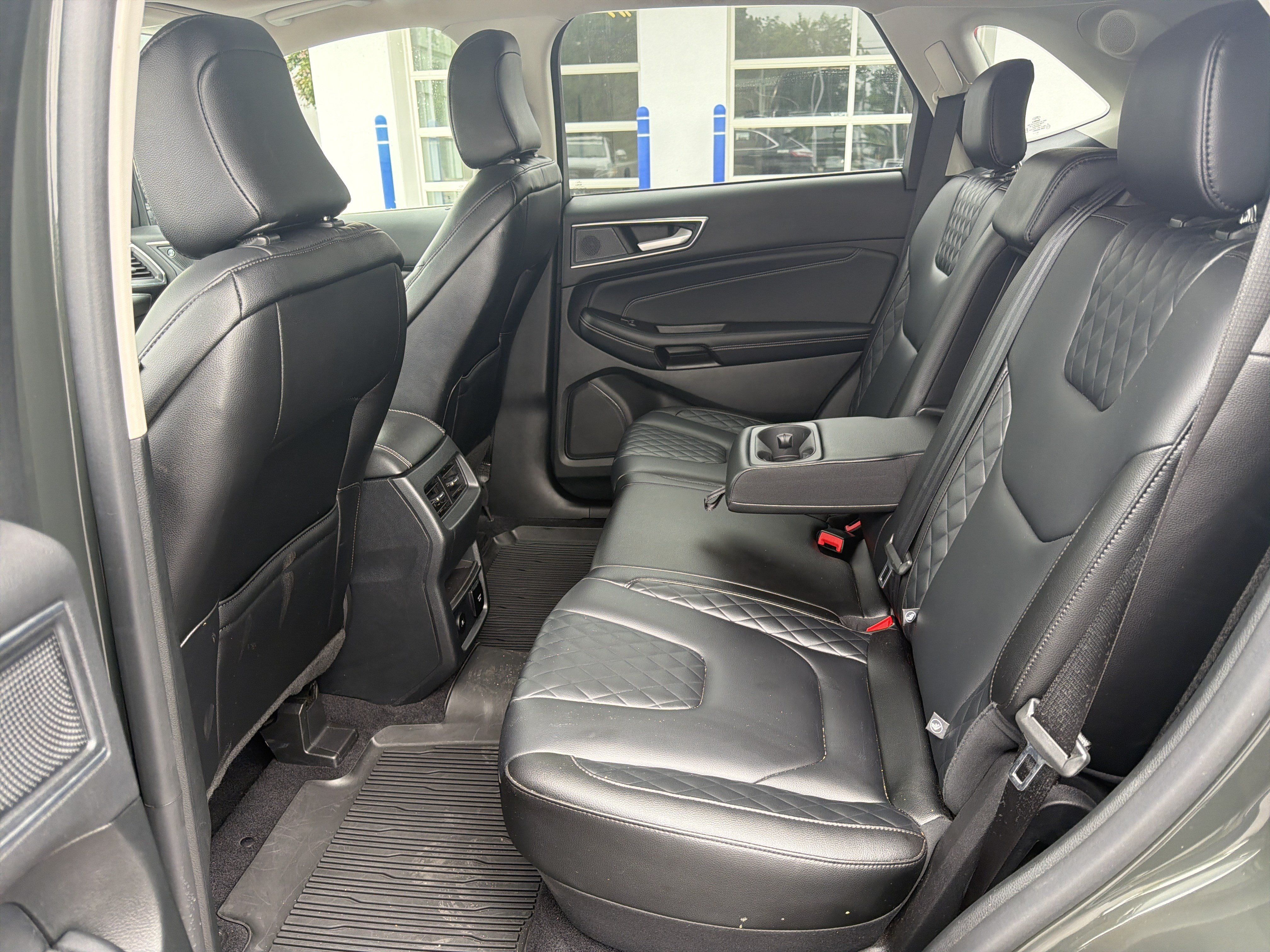 Used 2023 Ford Edge Titanium w/ Class II Trailer Tow Package AWD/4WD image 25