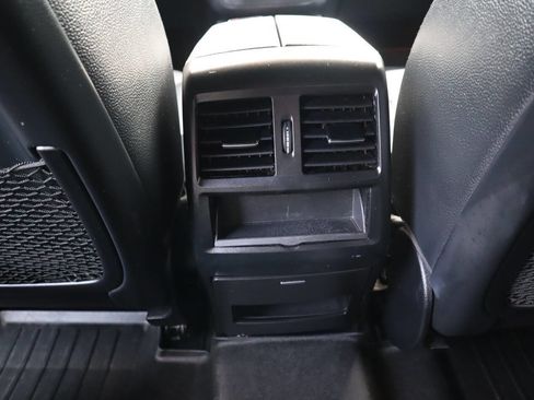 Used 2017 Mercedes-Benz GLE 350 4MATIC w/ Premium 1 Package image 32