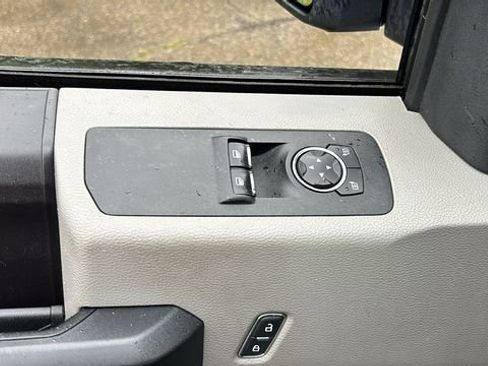 Used 2019 Ford F150 XL w/ Equipment Group 101A Mid AWD/4WD image 7