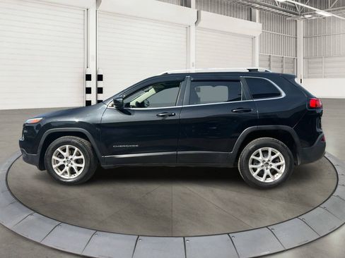 Used 2015 Jeep Cherokee Latitude w/ Comfort/Convenience Group AWD/4WD image 6