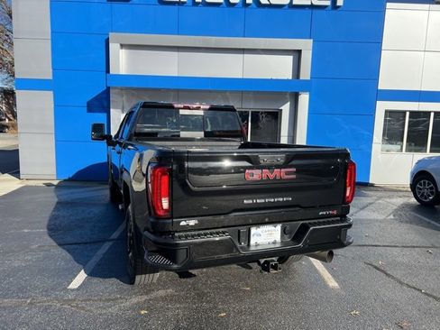 Used 2023 GMC Sierra 2500 AT4 w/ AT4 Premium Plus Package image 10