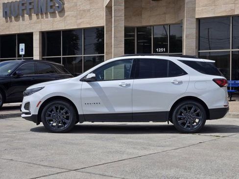 Used 2022 Chevrolet Equinox RS FWD image 4