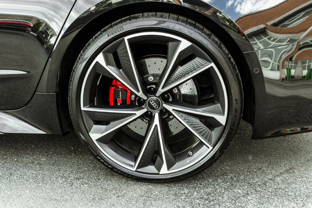 Used 2021 Audi RS 7 Sportback AWD/4WD image 31