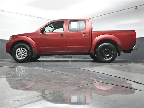 Used 2019 Nissan Frontier SV image 34