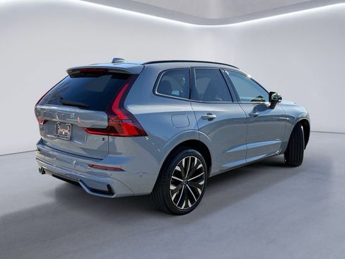 New 2026 Volvo XC60 B5 Ultra w/ Protection Package Premier image 3