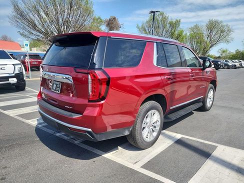 Used 2024 GMC Yukon SLT w/ SLT Premium Package RWD image 8