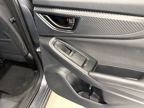 Used 2021 Subaru Crosstrek 2.0i Premium image 25