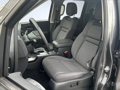 Used 2023 Nissan Frontier SV image 21