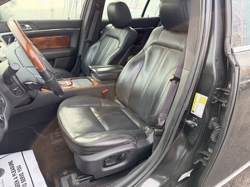 Used 2013 Lincoln MKS AWD image 15