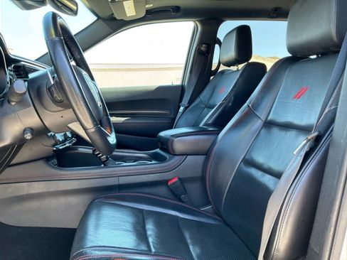 Used 2024 Dodge Durango GT RWD image 17