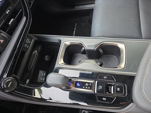 Used 2025 Lexus NX 250 FWD image 25