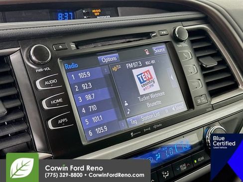 Used 2019 Toyota Highlander XLE AWD/4WD image 18
