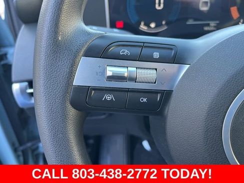 Used 2025 Hyundai Santa Cruz SEL FWD image 19