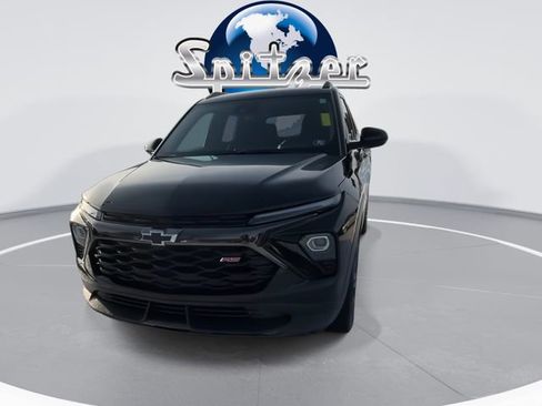Certified 2024 Chevrolet TrailBlazer RS w/ Convenience Package image 3