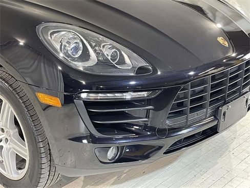 Used 2018 Porsche Macan image 4