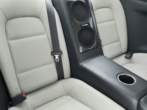 Used 2010 Nissan GT-R Premium image 35