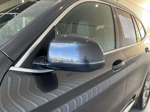 Used 2022 BMW X3 xDrive30i w/ Convenience Package AWD/4WD image 3