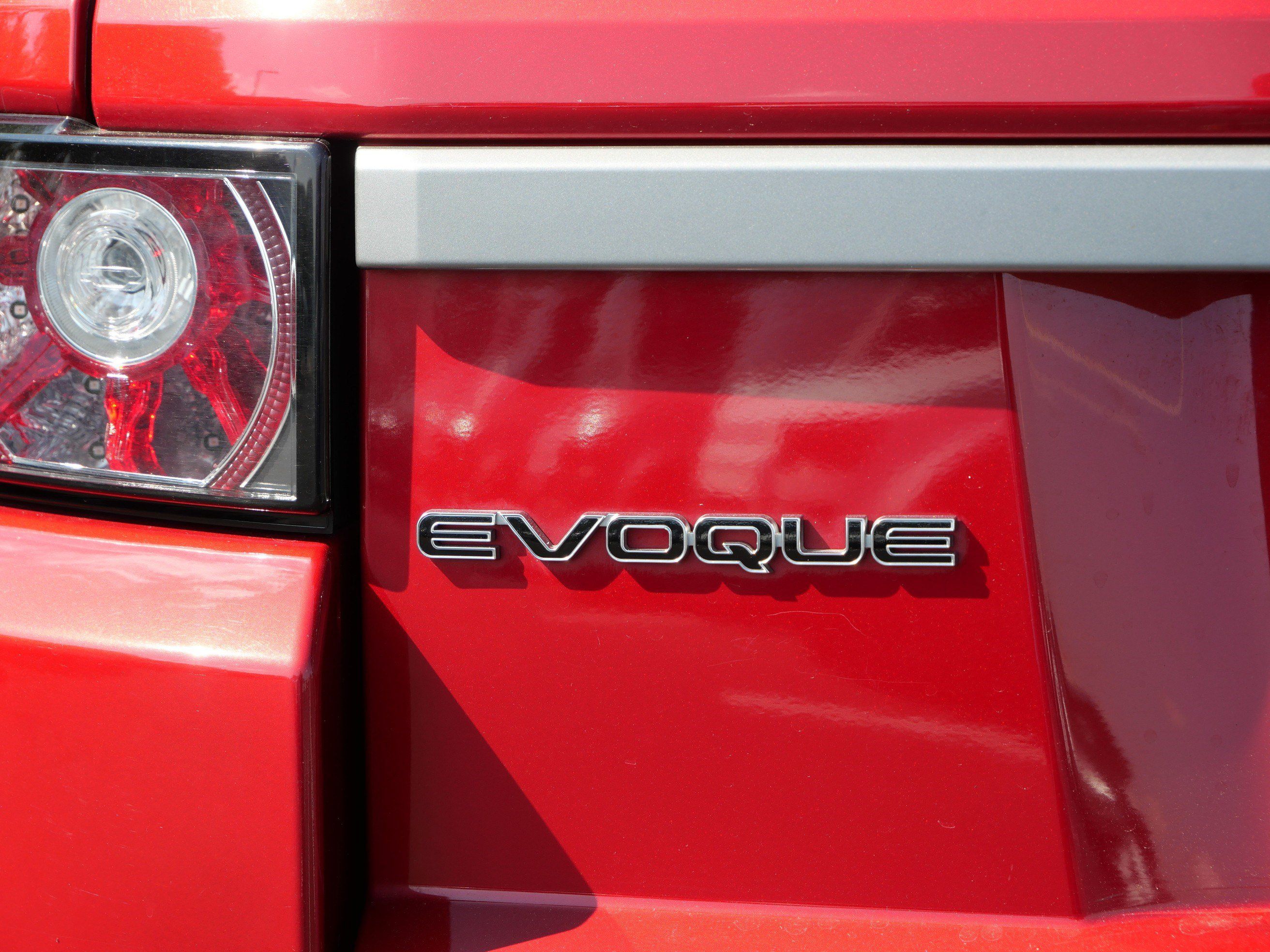 Used 2015 Land Rover Range Rover Evoque Pure Plus AWD/4WD image 12