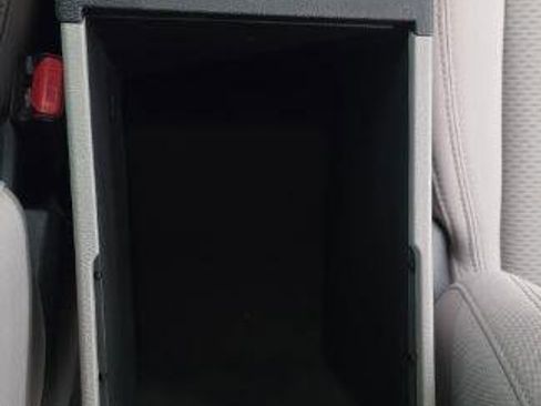 Used 2015 Hyundai Sonata SE FWD image 18