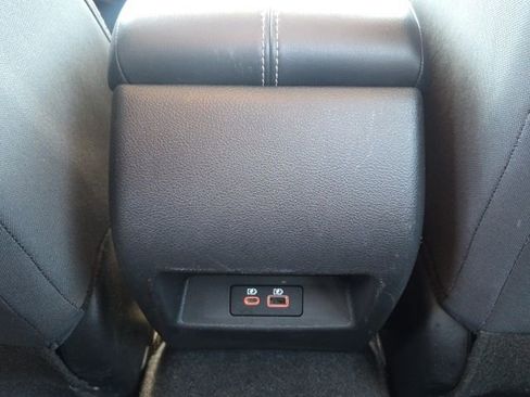 Used 2025 Nissan Altima 2.5 SV FWD image 16