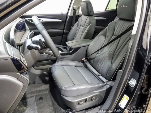 New 2025 Buick Envision Avenir image 8